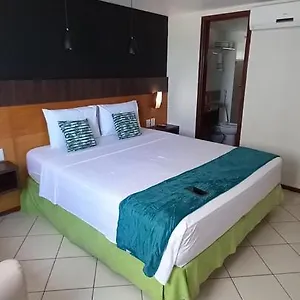 Flat Plaza Ponta Negra. Apartamento